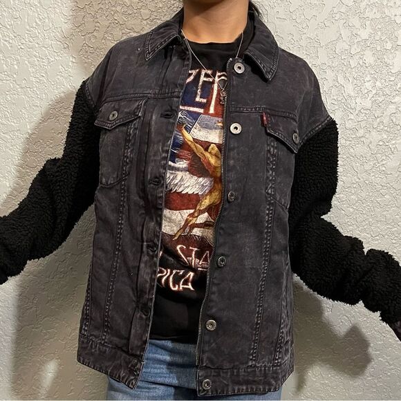 Levi’s Trucker Jacket Denim Jacket - Picture 6 of 16